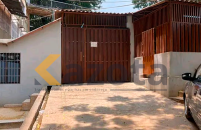 Apartamento T2+3 Transformado em Moradia – Maianga